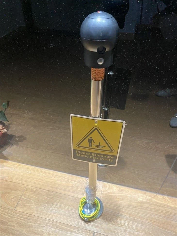 Human Body Static Elimination Device Human Body Static Elimination Device